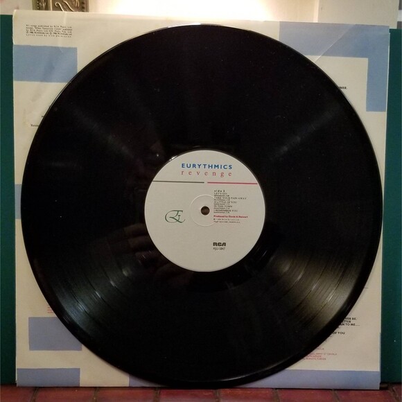 1986 Eurythmics "Revenge" Vinyl Record Album Turkish Release RCA AJLI 5847 - Picture 5 of 6